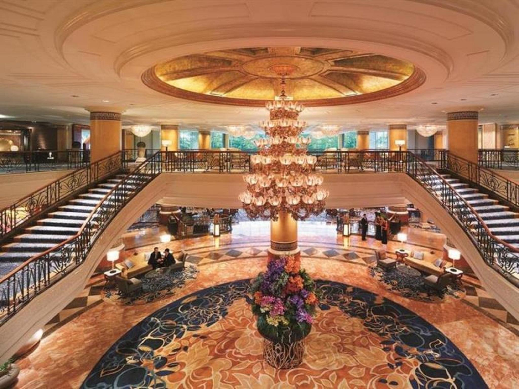 Hotel Makati Shangri-la, Manila